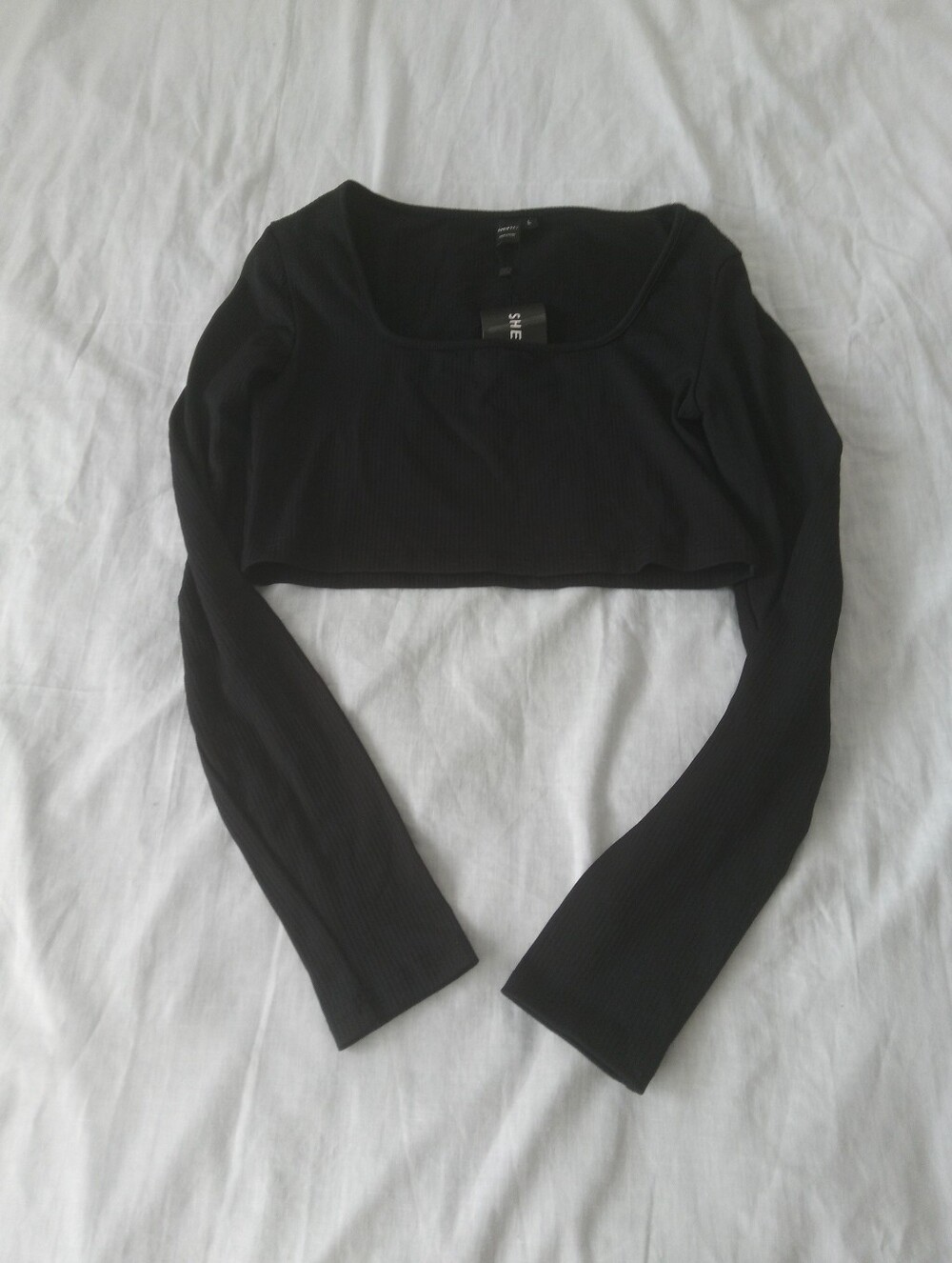 SHEIN SXY Black Long Sleeve Ribbed Crop Top